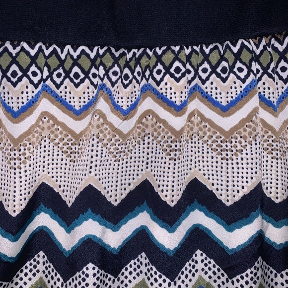 Fancy Skirt - Picture 2 of 3